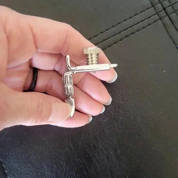 Sewing Machine Foot #55510 Low Shank Zipper/Cording Adj Hinged Foot - Picture 7 of 7